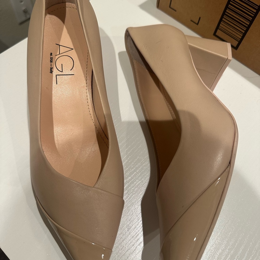 AGL Women's Beige Heels